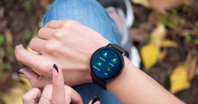 A Guide to Choosing the Right Smartwatch for Your Needs