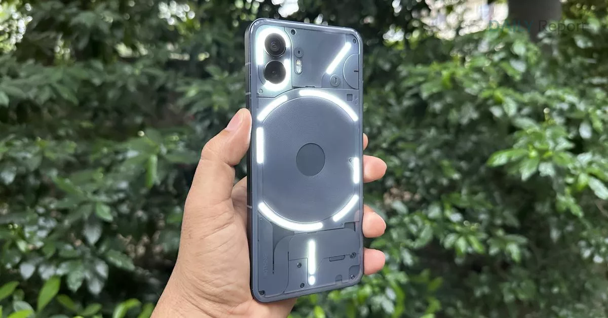 Nothing Phone (2) review
